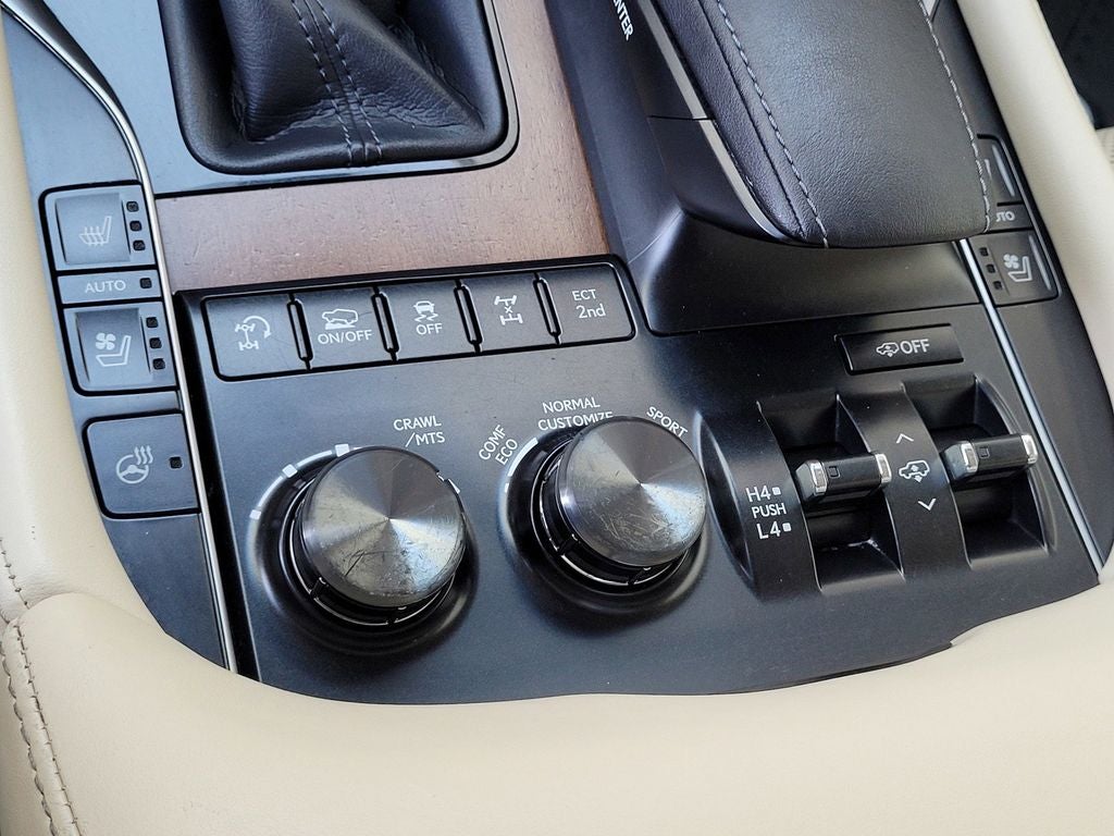 2017 Lexus LX 570