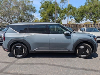 2024 Kia EV9 Wind
