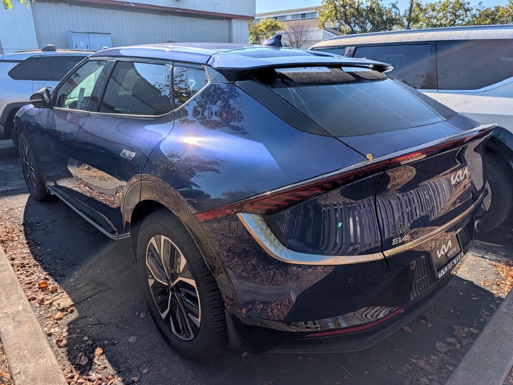 2022 Kia EV6 Wind