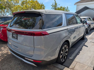 2024 Kia Carnival EX