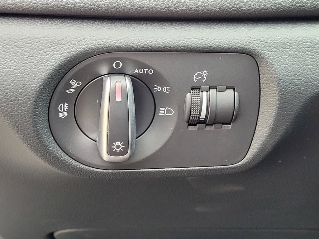 2017 Audi Q3 2.0T Premium Plus quattro