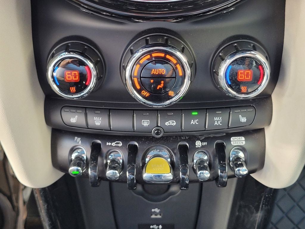 2022 MINI Cooper SE Electric Cooper SE