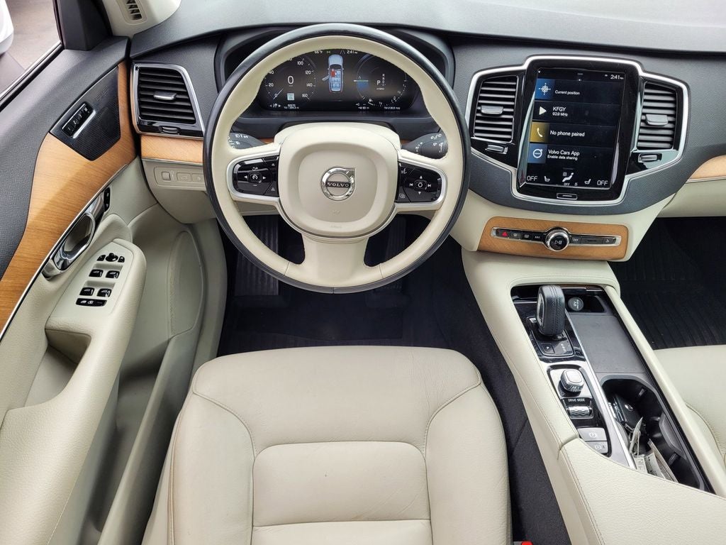 2021 Volvo XC90 Recharge Plug-In Hybrid T8 Inscription Expression 6 Passenger