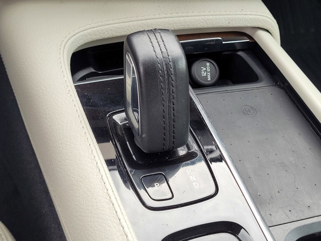 2021 Volvo XC90 Recharge Plug-In Hybrid T8 Inscription Expression 6 Passenger