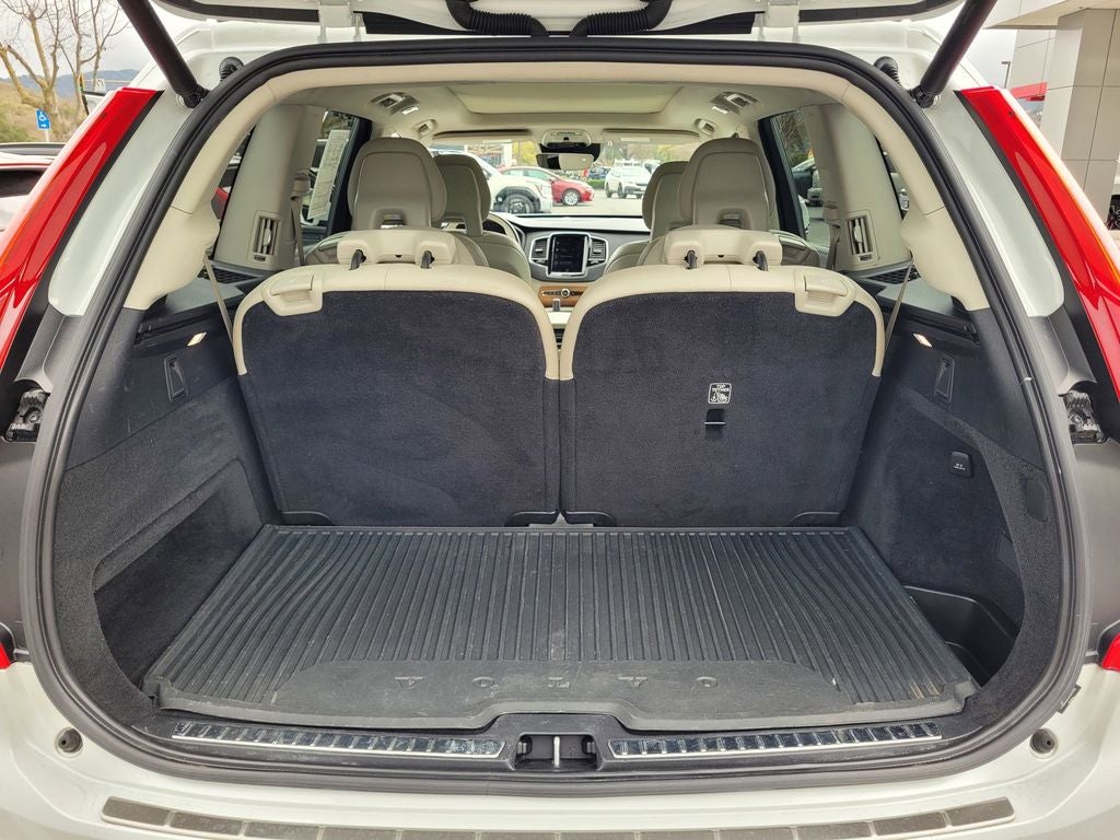 2021 Volvo XC90 Recharge Plug-In Hybrid T8 Inscription Expression 6 Passenger