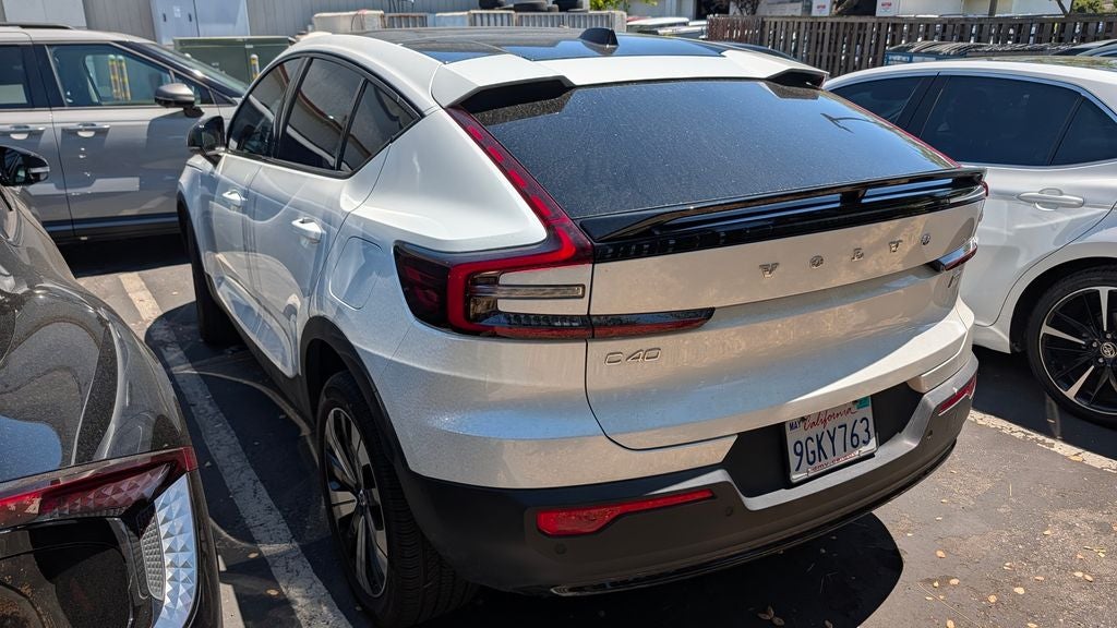 2023 Volvo C40 Recharge Pure Electric Twin Plus