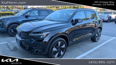 2025 Volvo EX40 Twin Motor Core